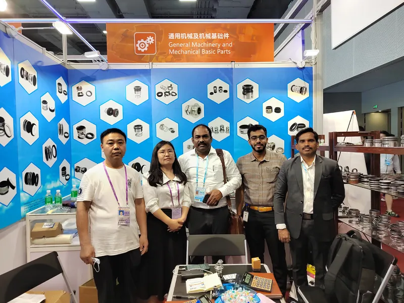 ООО Синтай Ваньмай Механические Уплотнения-Выставка (2)